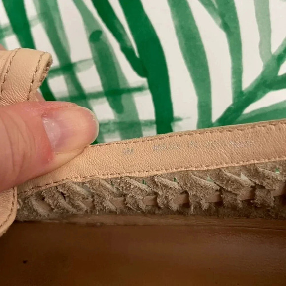 Tory Burch Huarache 2 Slip On Leather Sneakers in Blush Size 9 - Picture 4 of 8